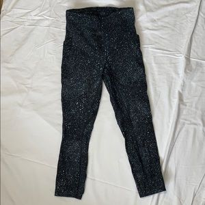 Lululemon Crops with Side Pockets- Size 4